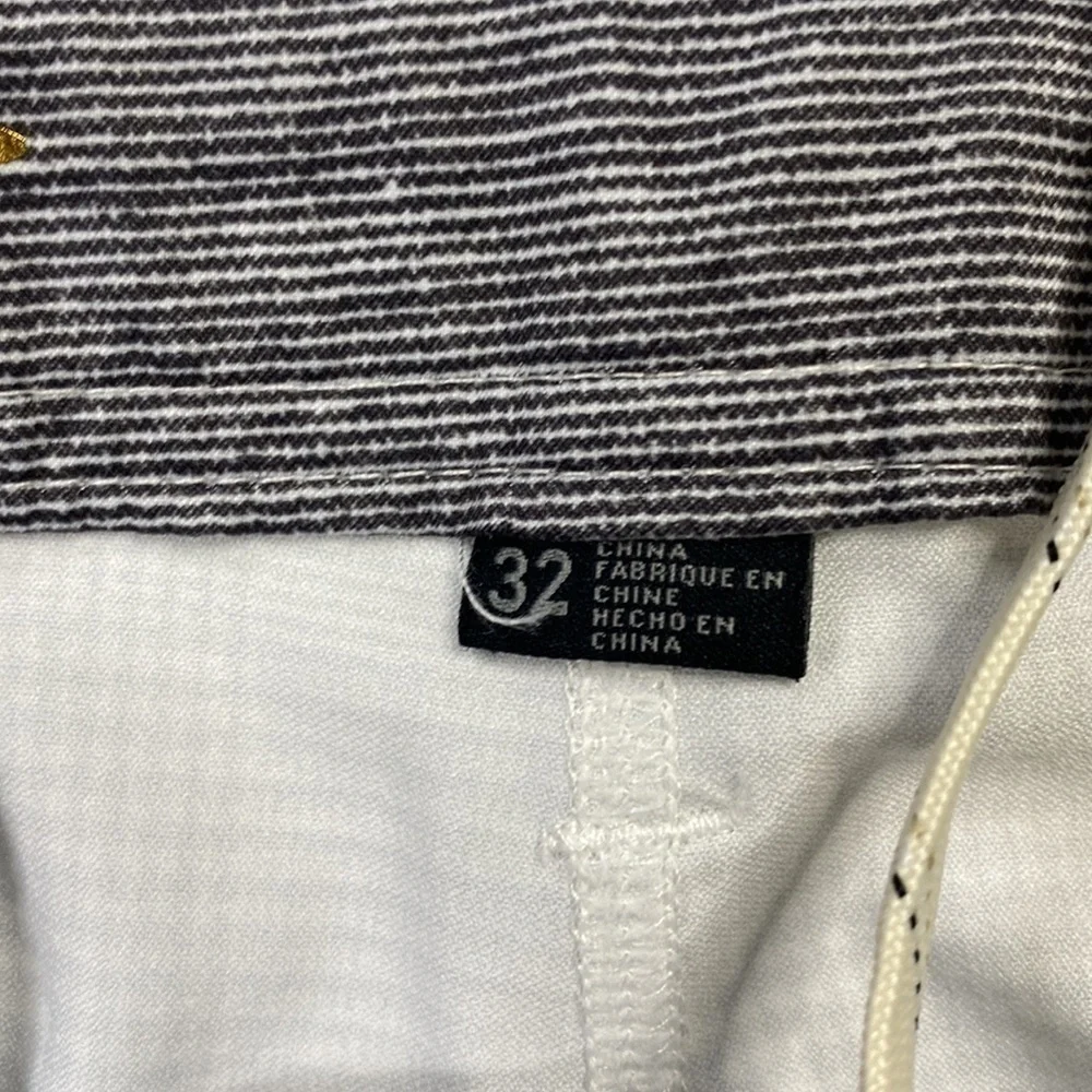 O'Neil Hybrid Gray White Chino Shorts Size 32